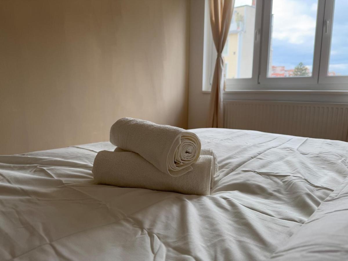 2br, Danube, Central, U6 & S-bahn - Axara Housing Brn 16 Wien