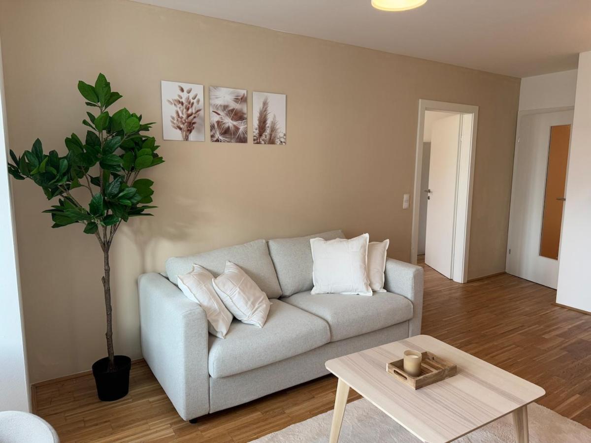 2br, Danube, Central, U6 & S-bahn - Axara Housing Brn 16 Apartment